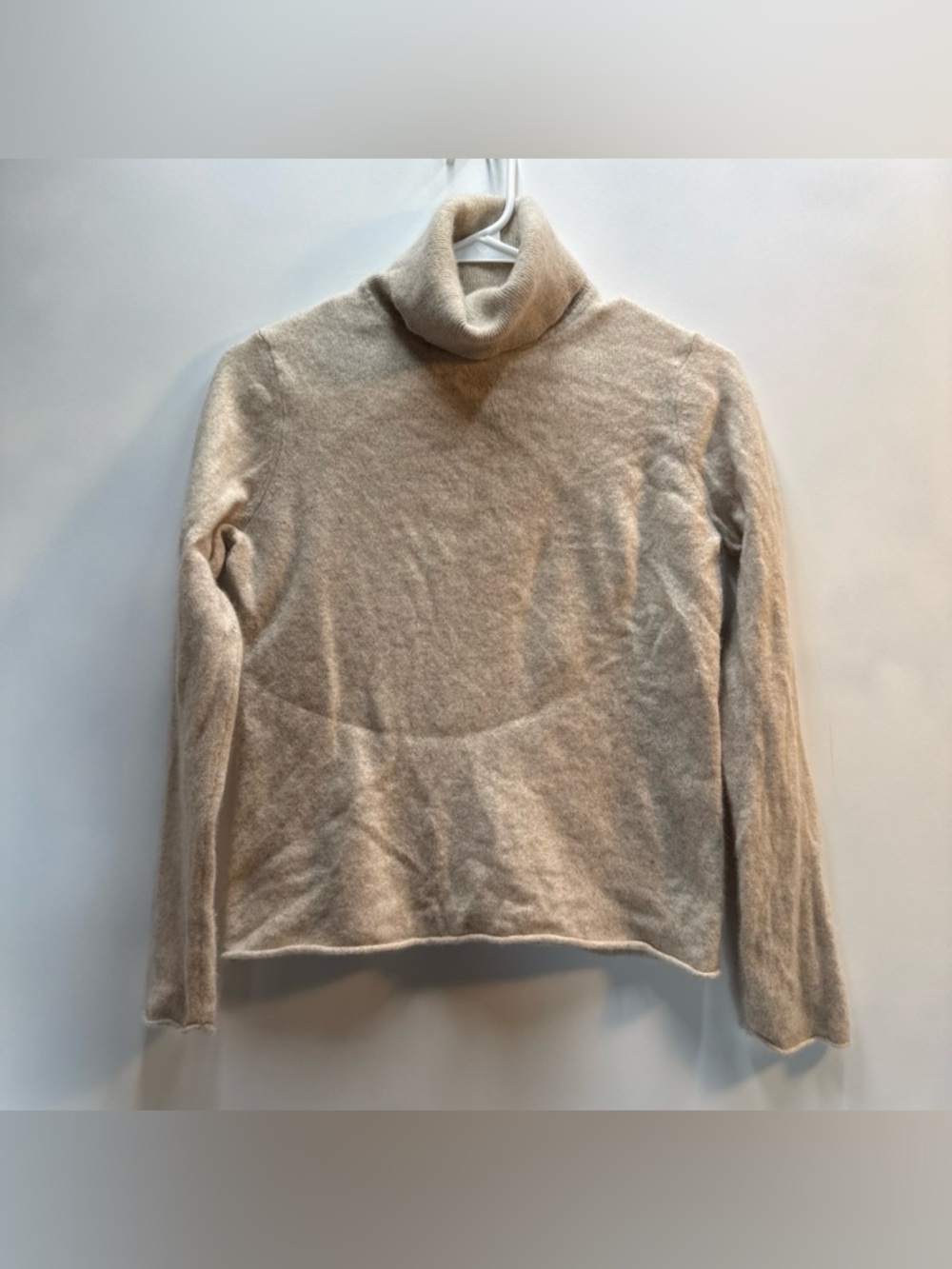 14th & Union Women’s Cashmere Turtleneck Tan Sweater